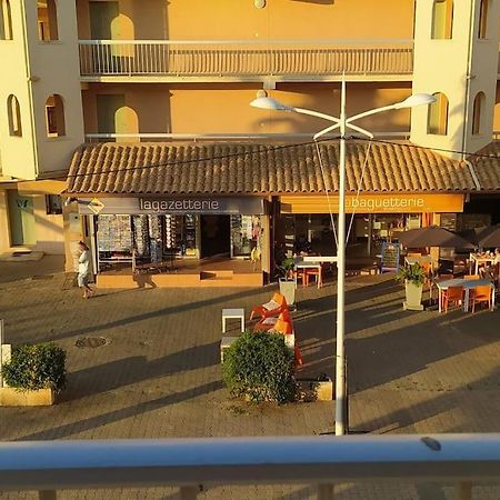 Joli Appartement Avec Grande Et Belle Terrasse, Au Pied De La Plage Du Grazel! Gruissan Exterior foto
